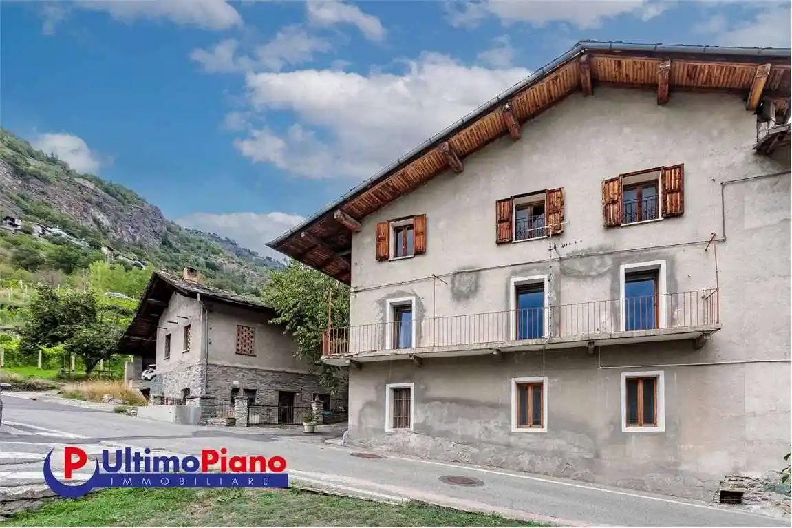Appartamento in vendita a Sarre