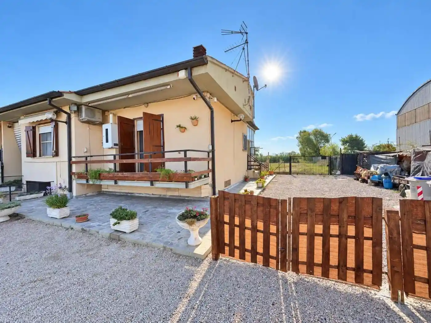 Villa in vendita a Latina