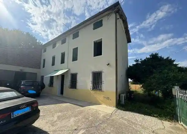 Rustico - Casale in vendita a Rovolon