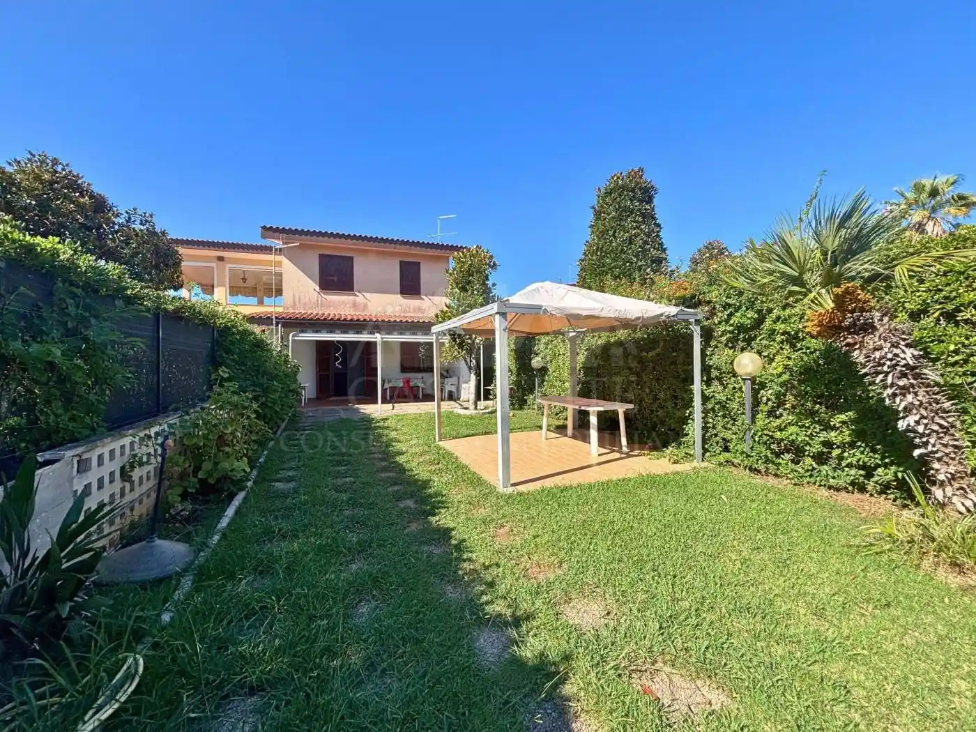 Villa in vendita a Ardea