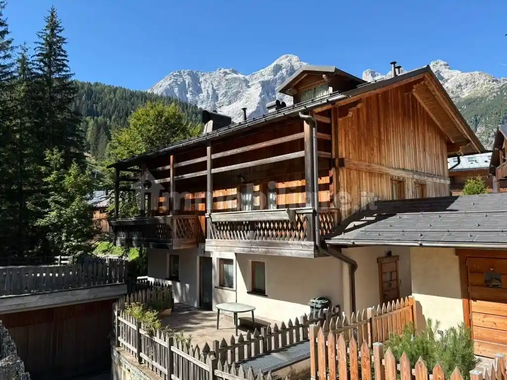 Casa indipendente in vendita a Val di Zoldo