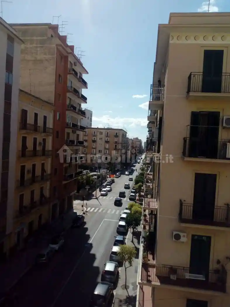 Appartamento in affitto a Taranto