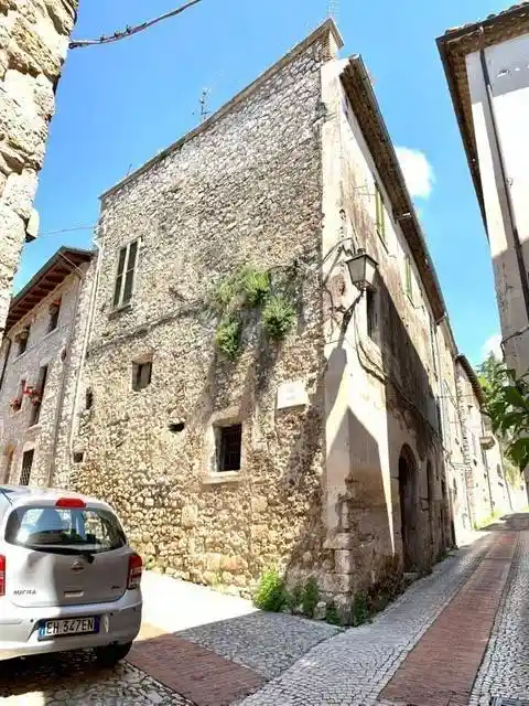 Casa indipendente in vendita a Veroli