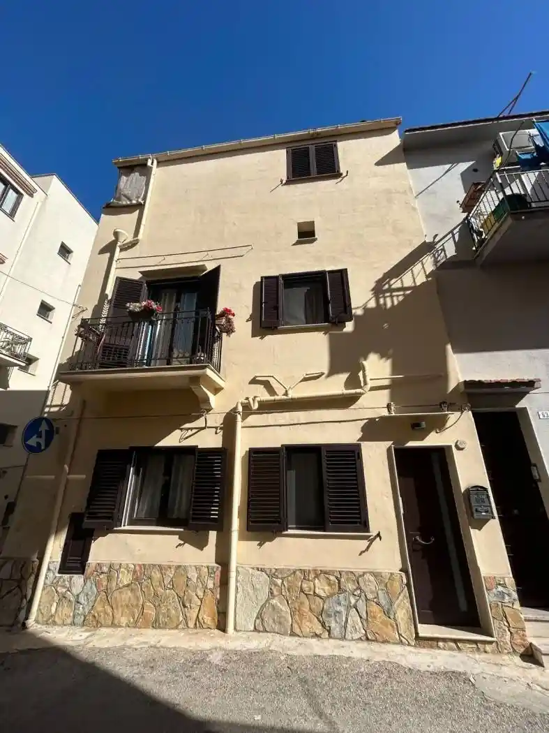 Casa indipendente in vendita a Castellammare del Golfo