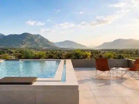Villa in vendita a Manerba del Garda