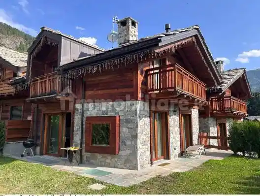 Villa in vendita a Bardonecchia
