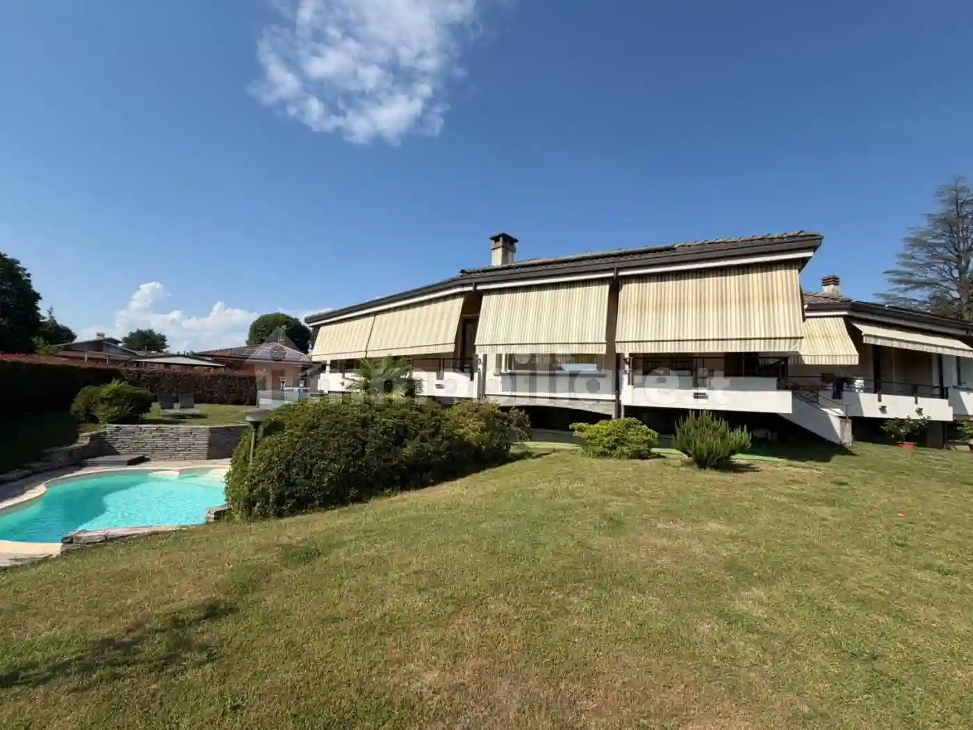 Villa - foto 3