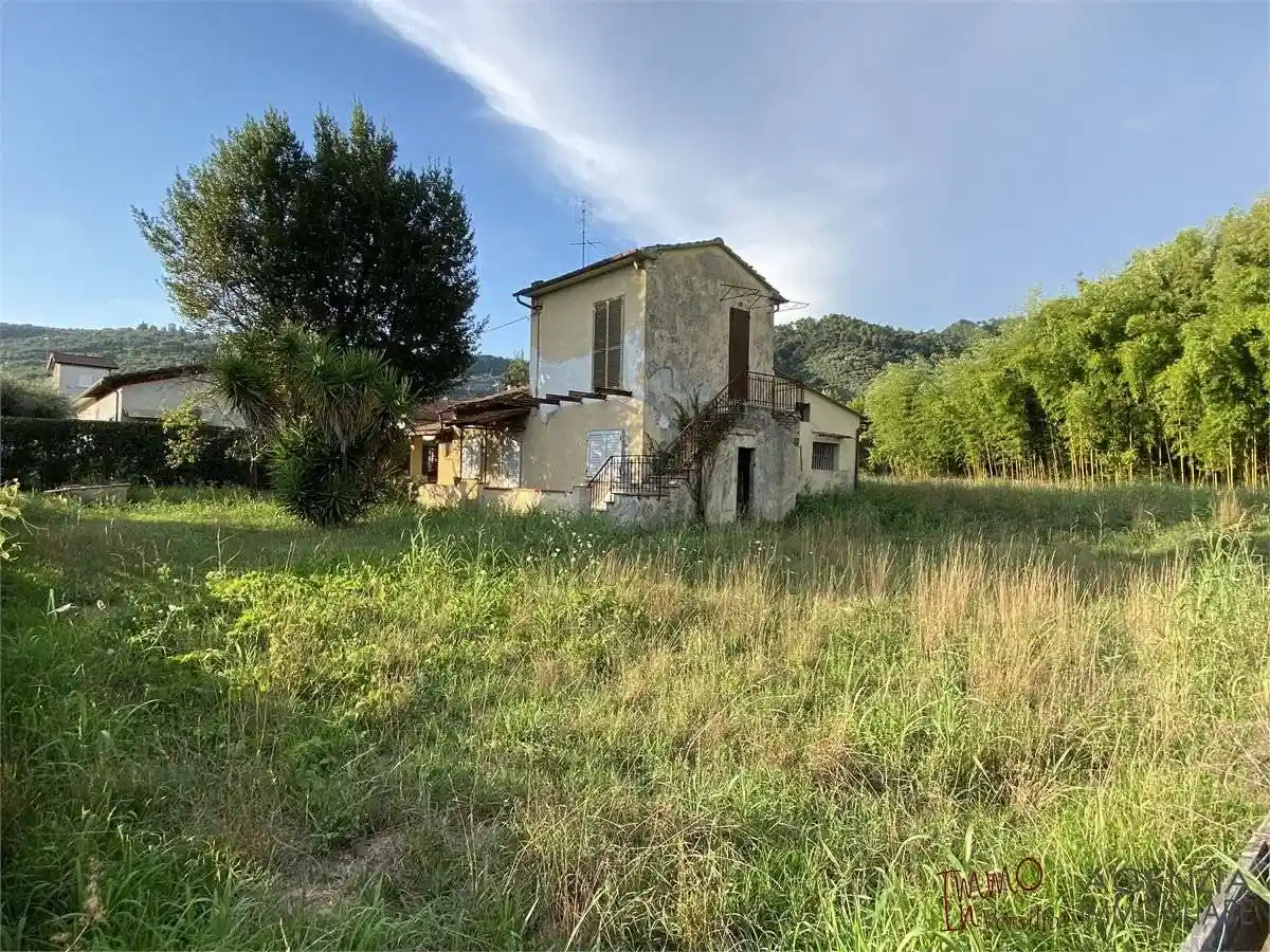 Villa in vendita a Massarosa
