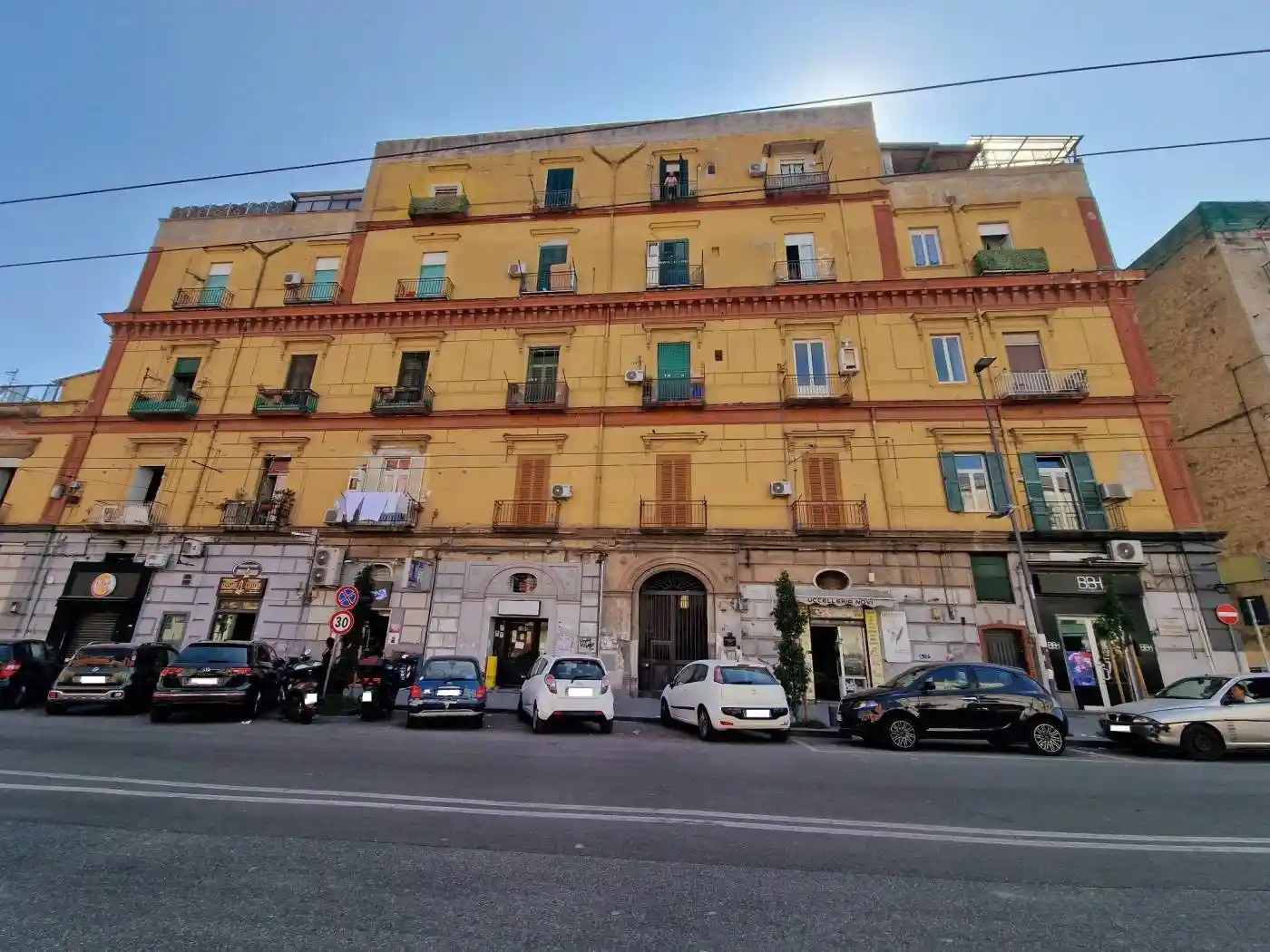 Appartamento in vendita a Napoli
