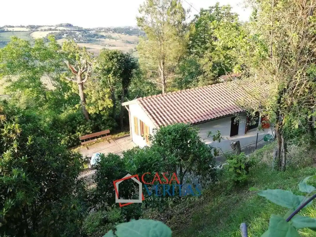 Casa indipendente in vendita a Ancona