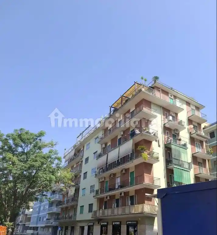 Appartamento in vendita a Salerno