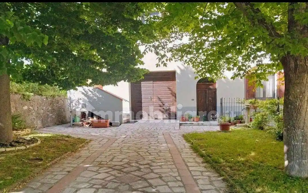 Appartamento in vendita a Montalcino