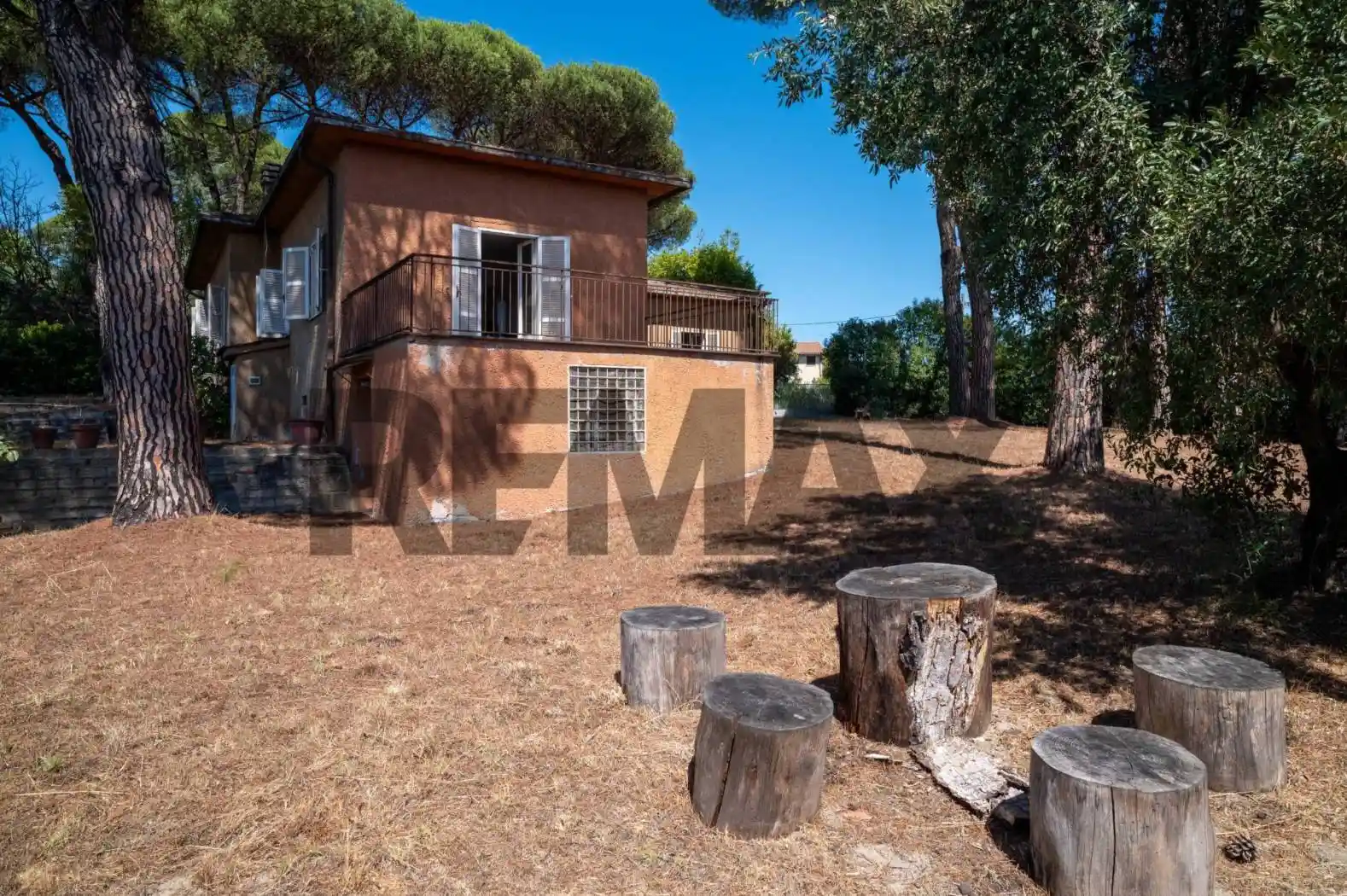 Villa in vendita a Castelnuovo di Porto