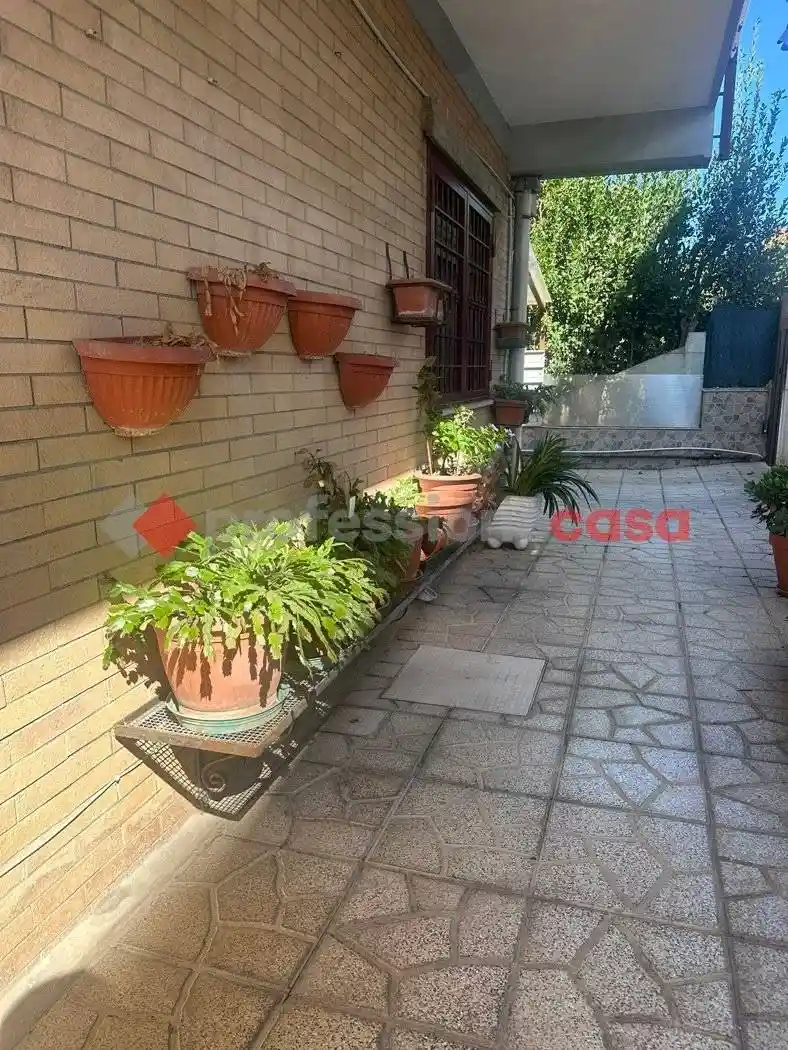 Appartamento in affitto a Minturno