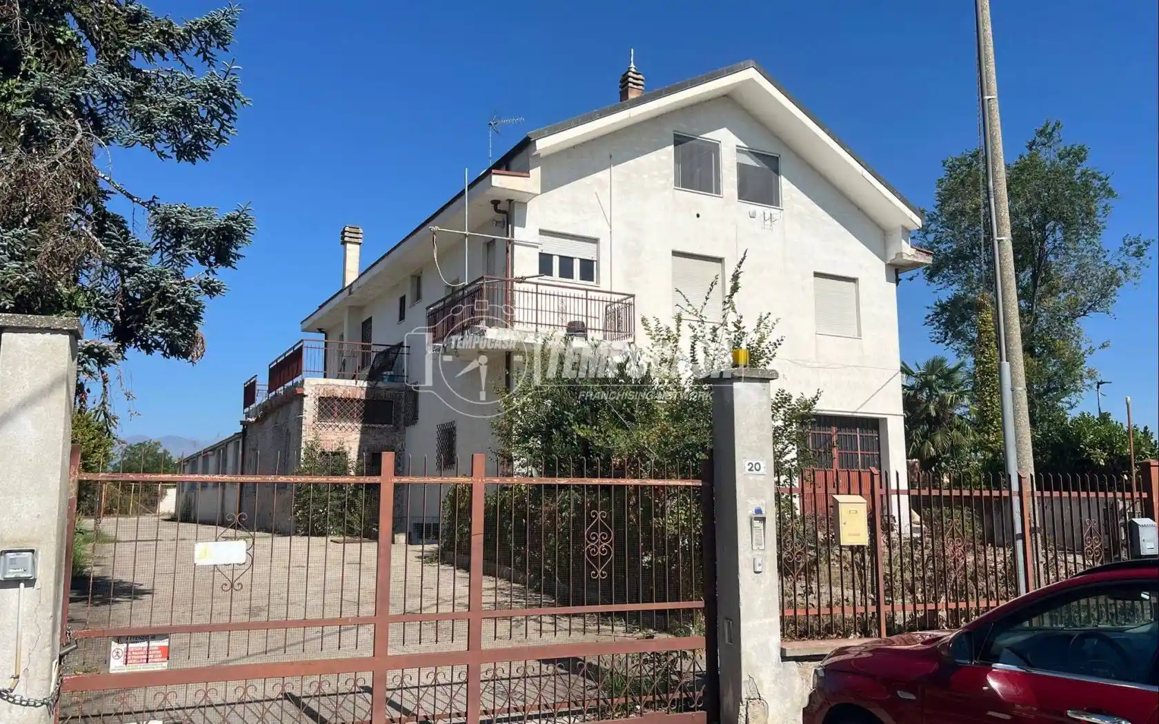 Palazzo - Edificio in vendita a Bruino