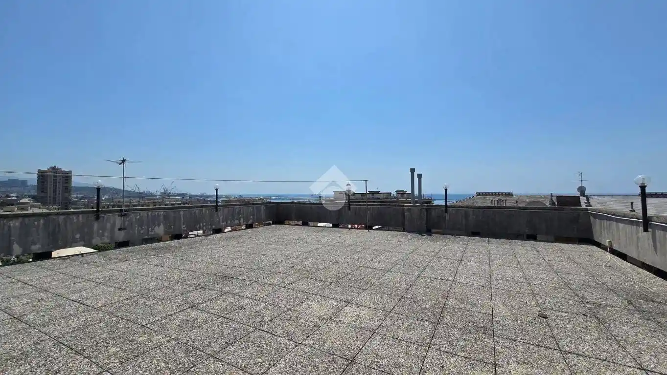 Appartamento in vendita a Genova