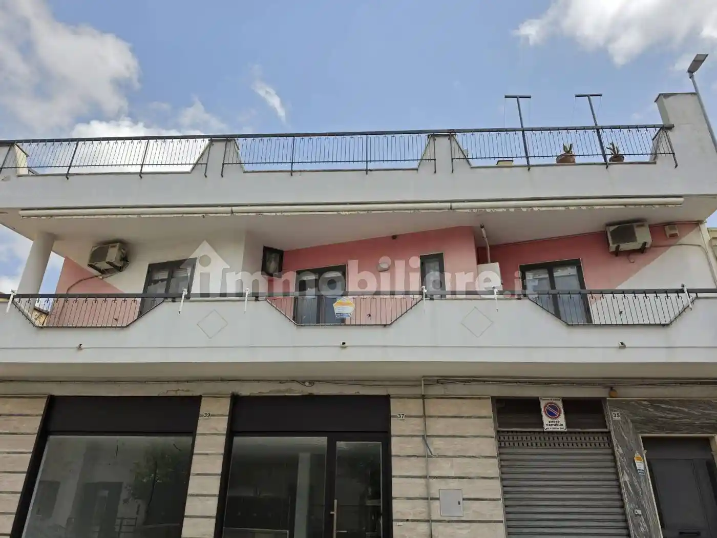 Appartamento in vendita a Adelfia