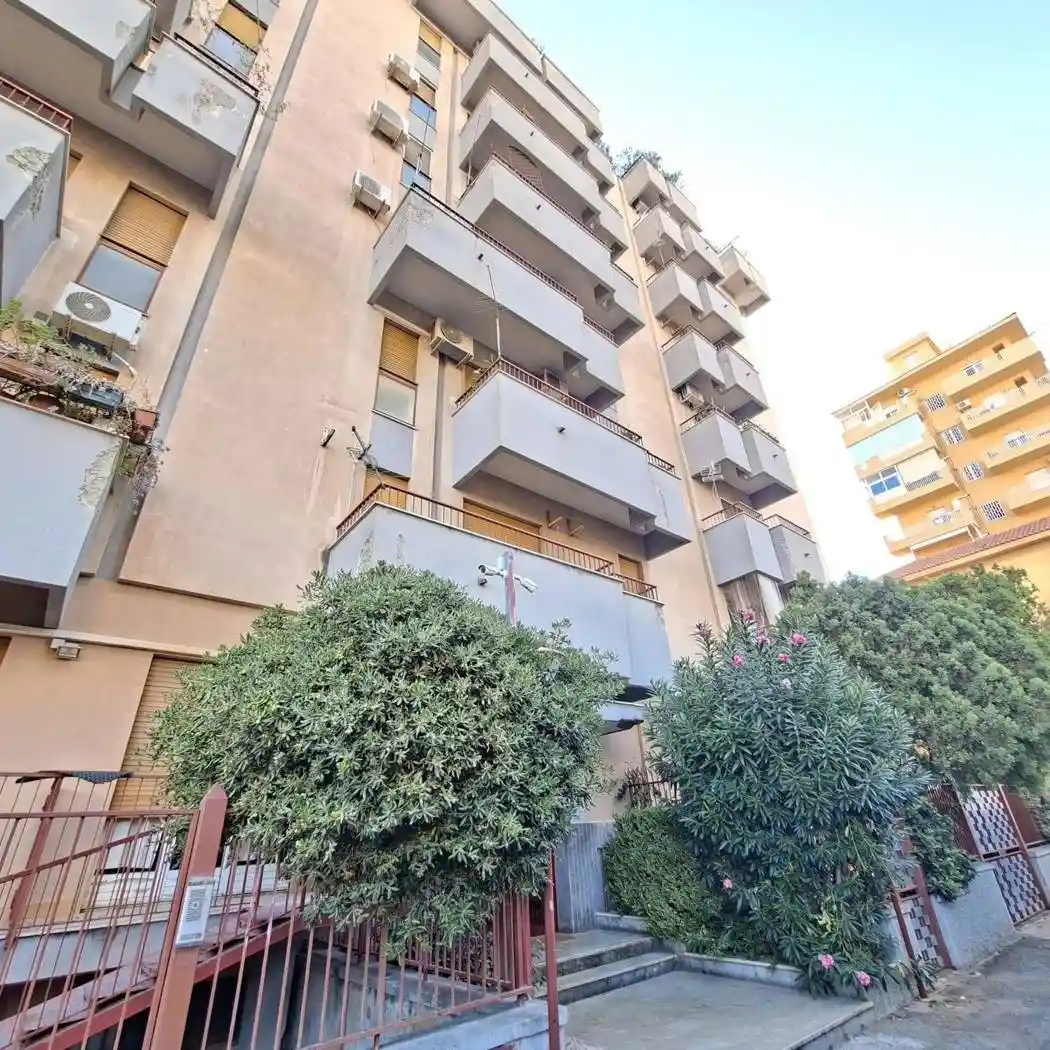 Appartamento in vendita a Palermo