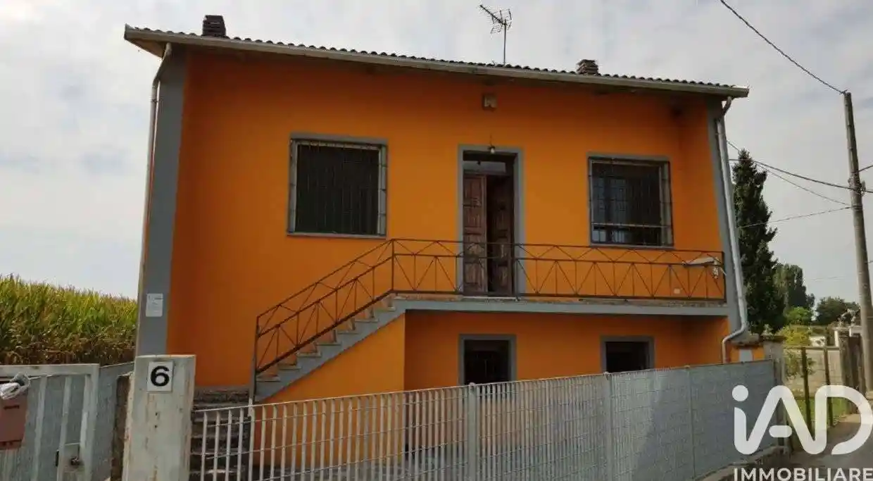 Villa in vendita a Pieve del Cairo