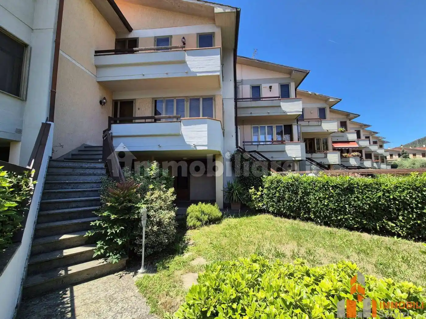 Casa indipendente in vendita a Prato