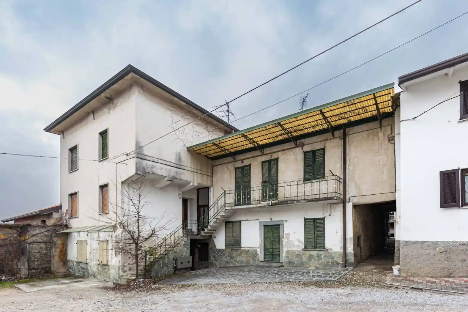 Palazzo - Edificio in vendita a Costa Masnaga