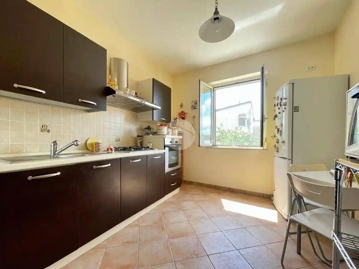 Appartamento in vendita a Torre Orsaia