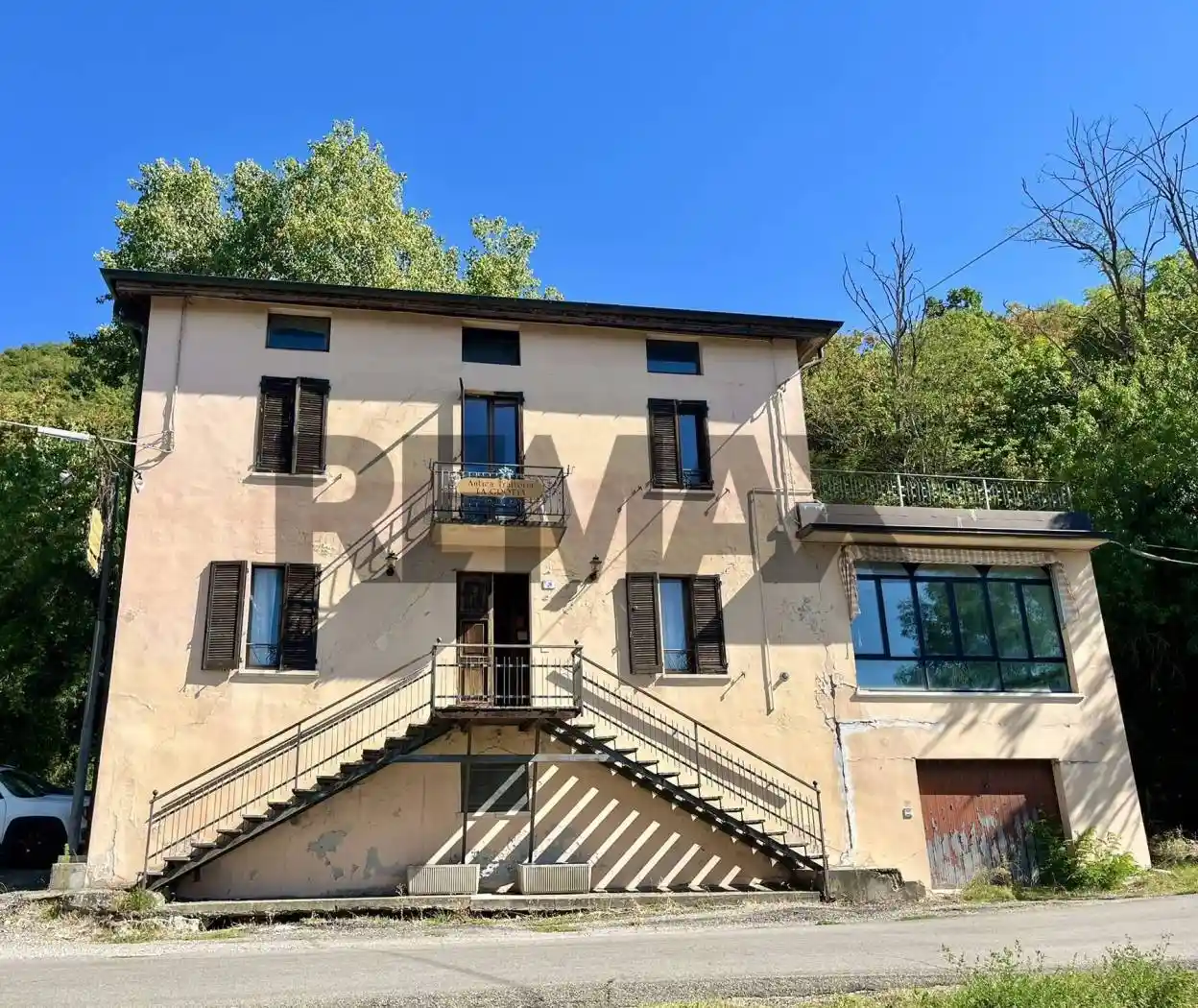 Casa indipendente in vendita a Pellegrino Parmense
