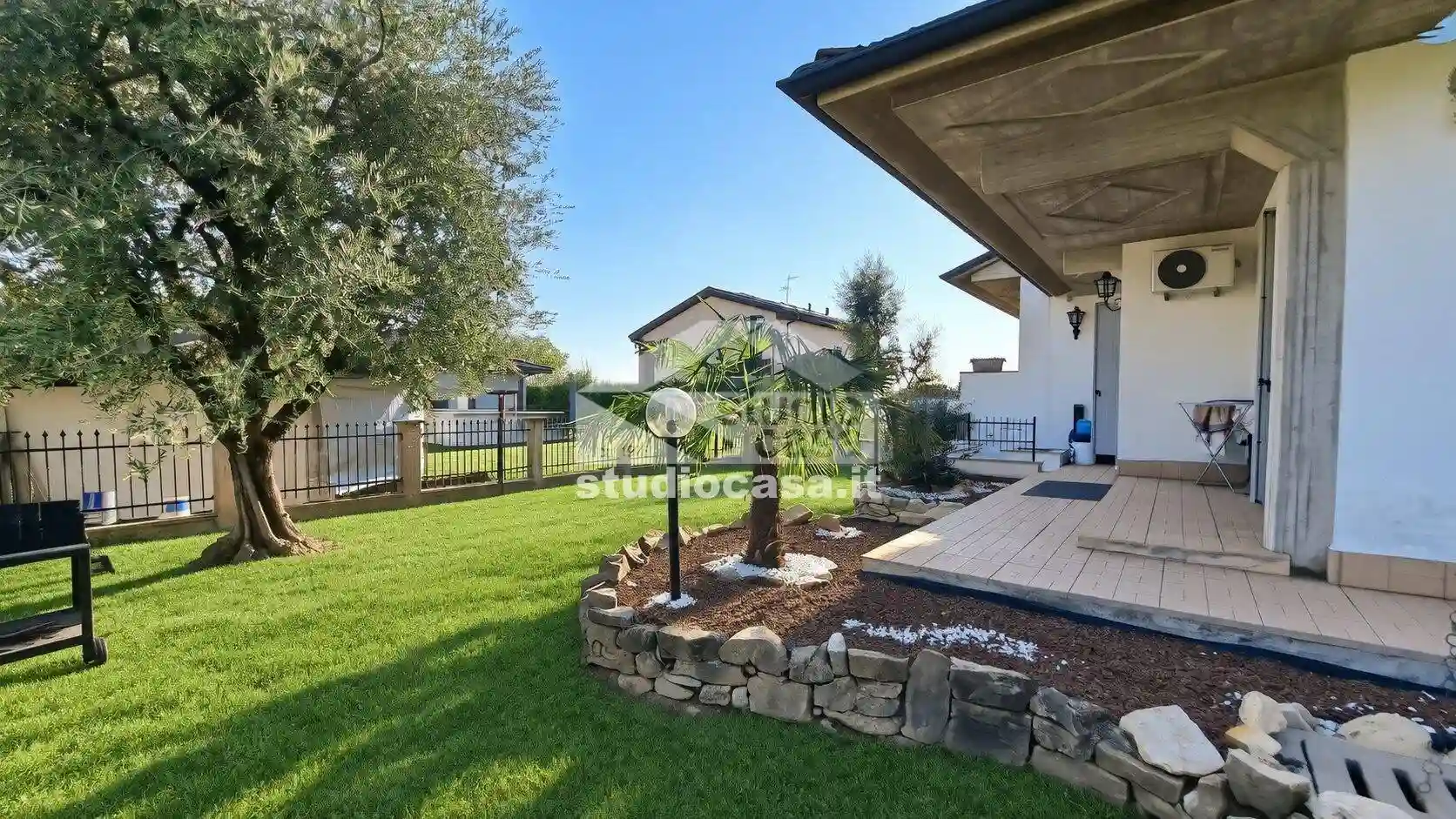 Villa - foto 5