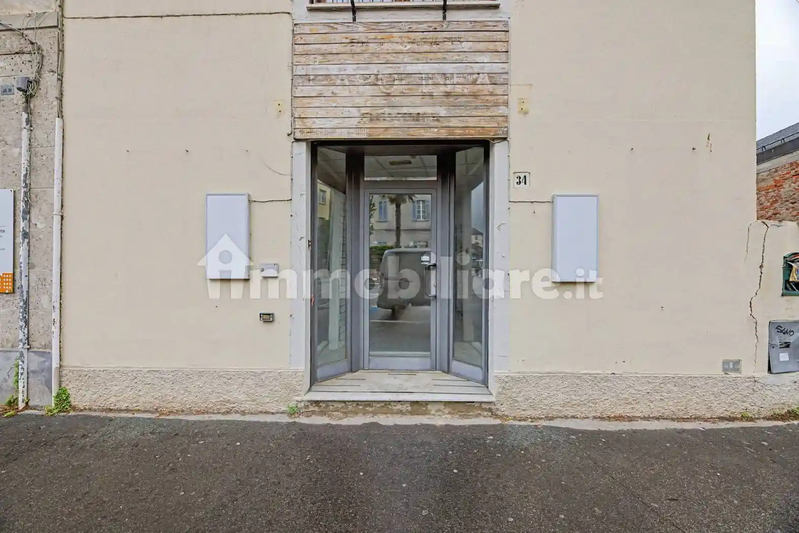 Casa indipendente in vendita a Luino