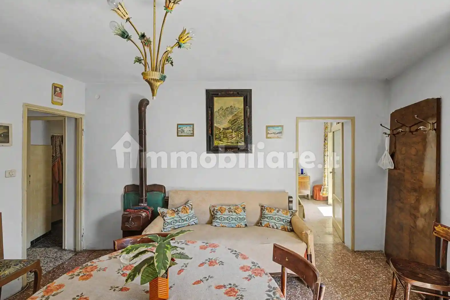 Appartamento in vendita a Agra