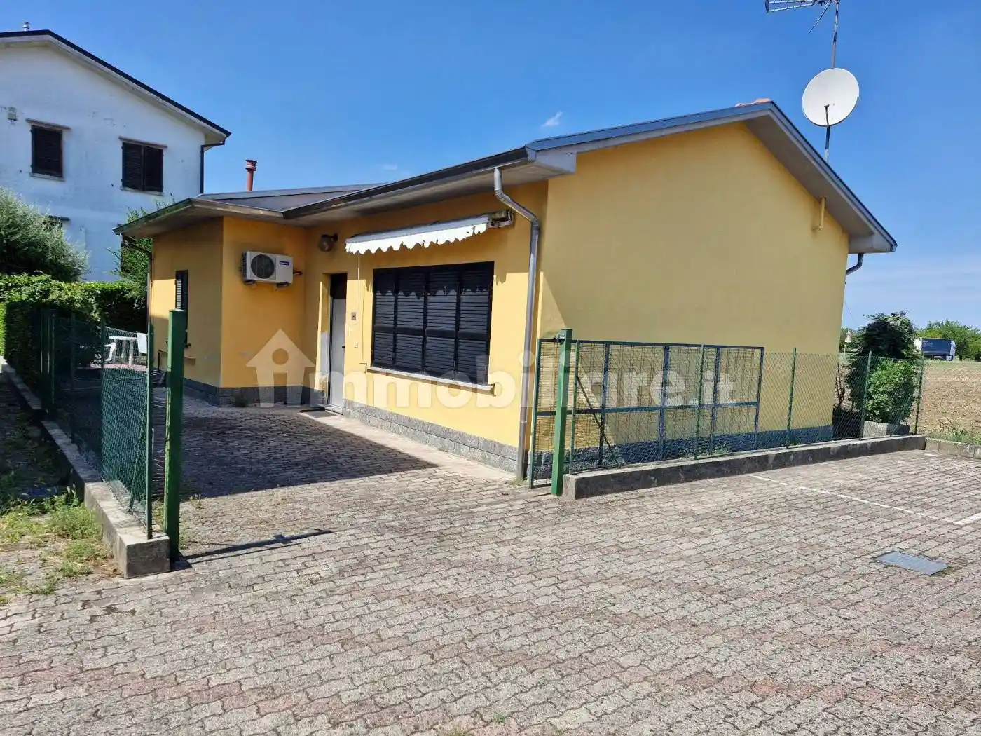 Villa in vendita a Collecchio