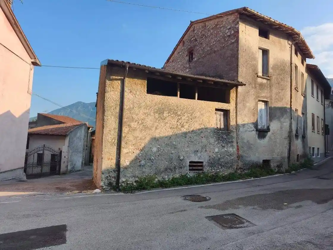 Casa indipendente in vendita a Arsiero