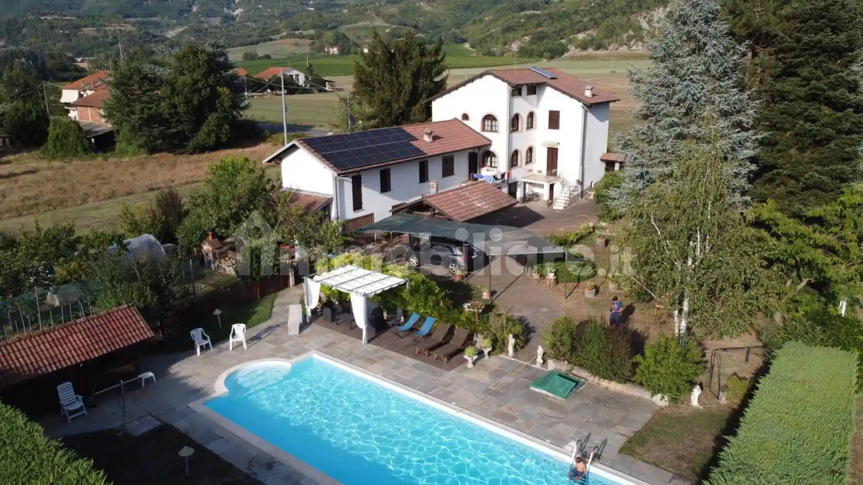 Rustico - Casale in vendita a Mombaldone