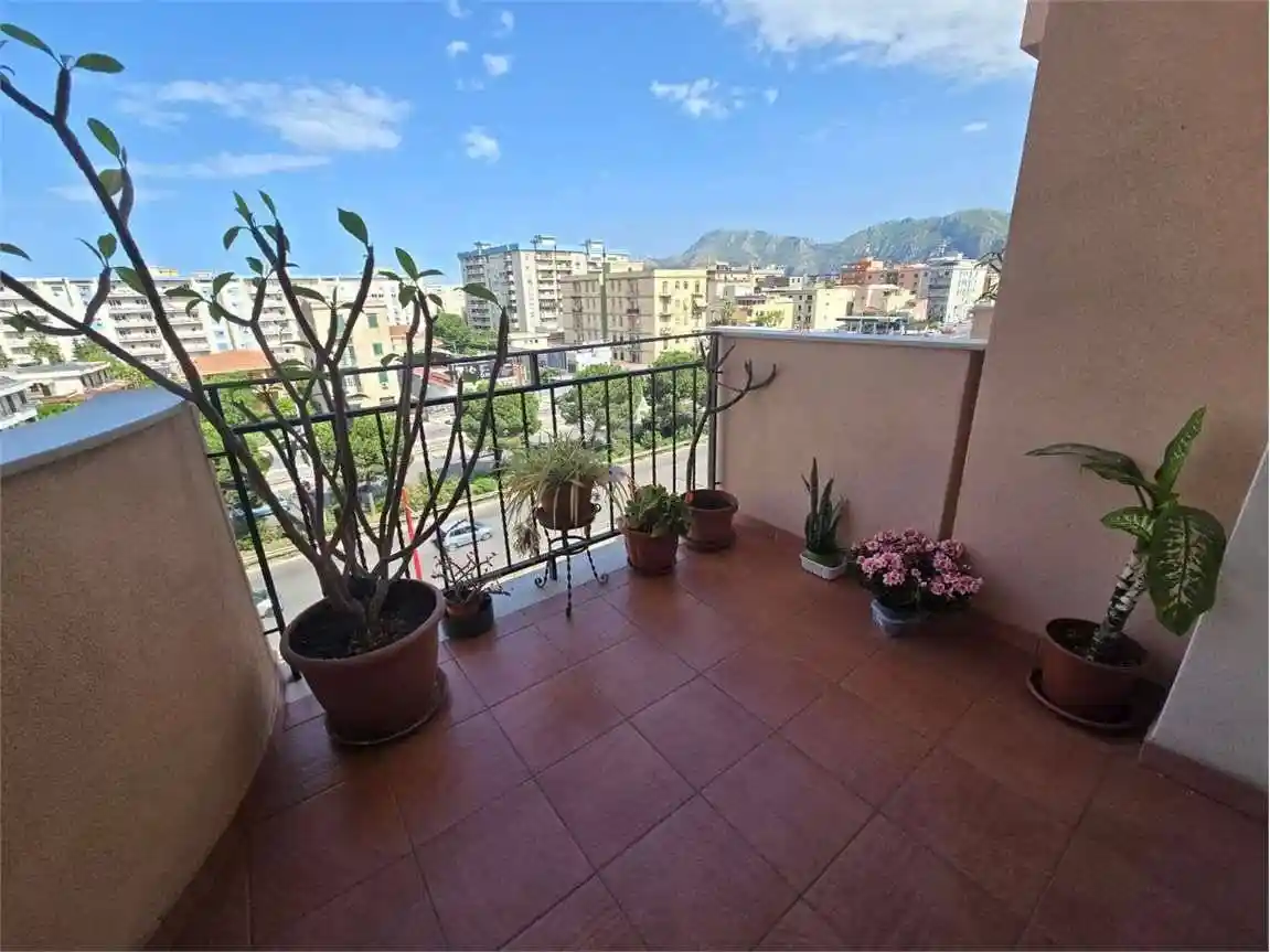 Appartamento in vendita a Palermo