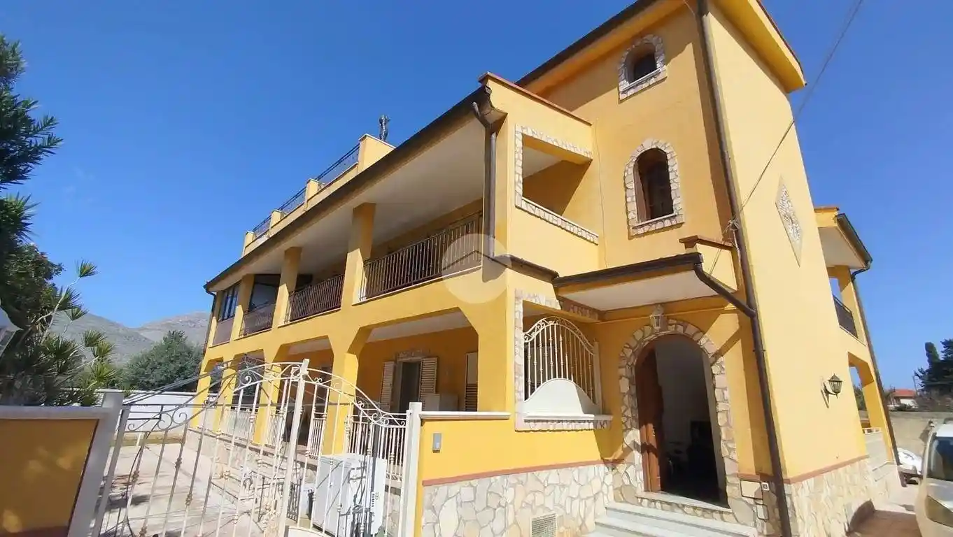 Appartamento in vendita a Palermo