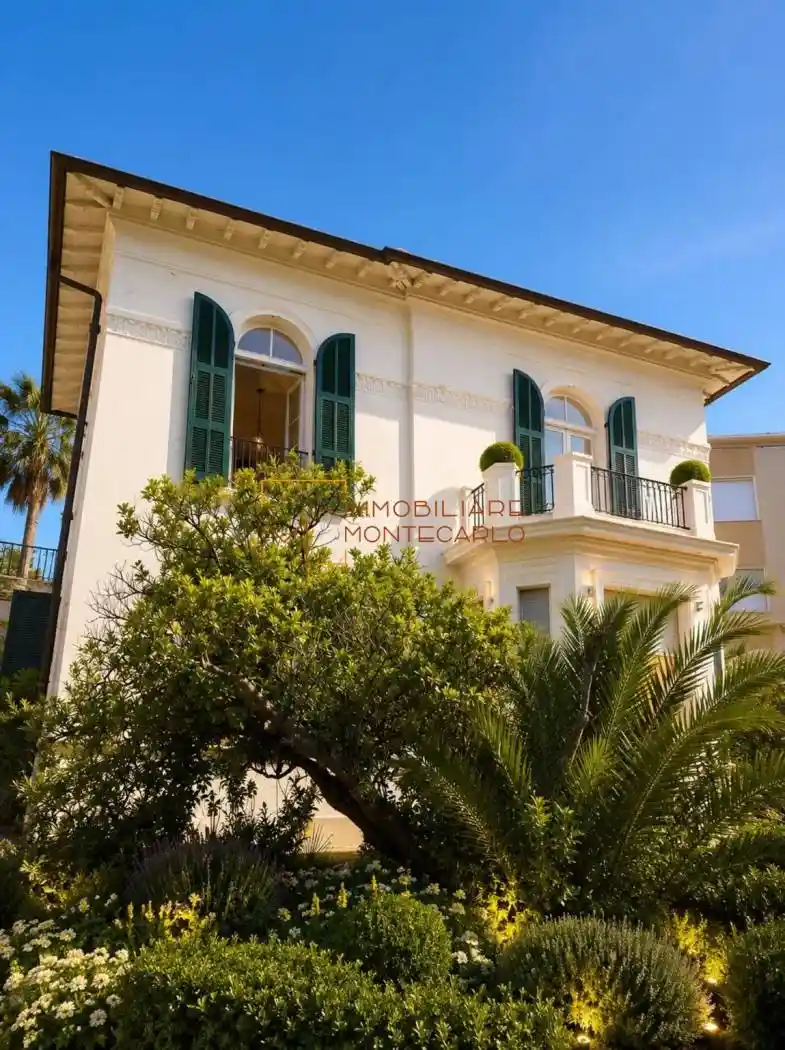Villa in vendita a Bordighera