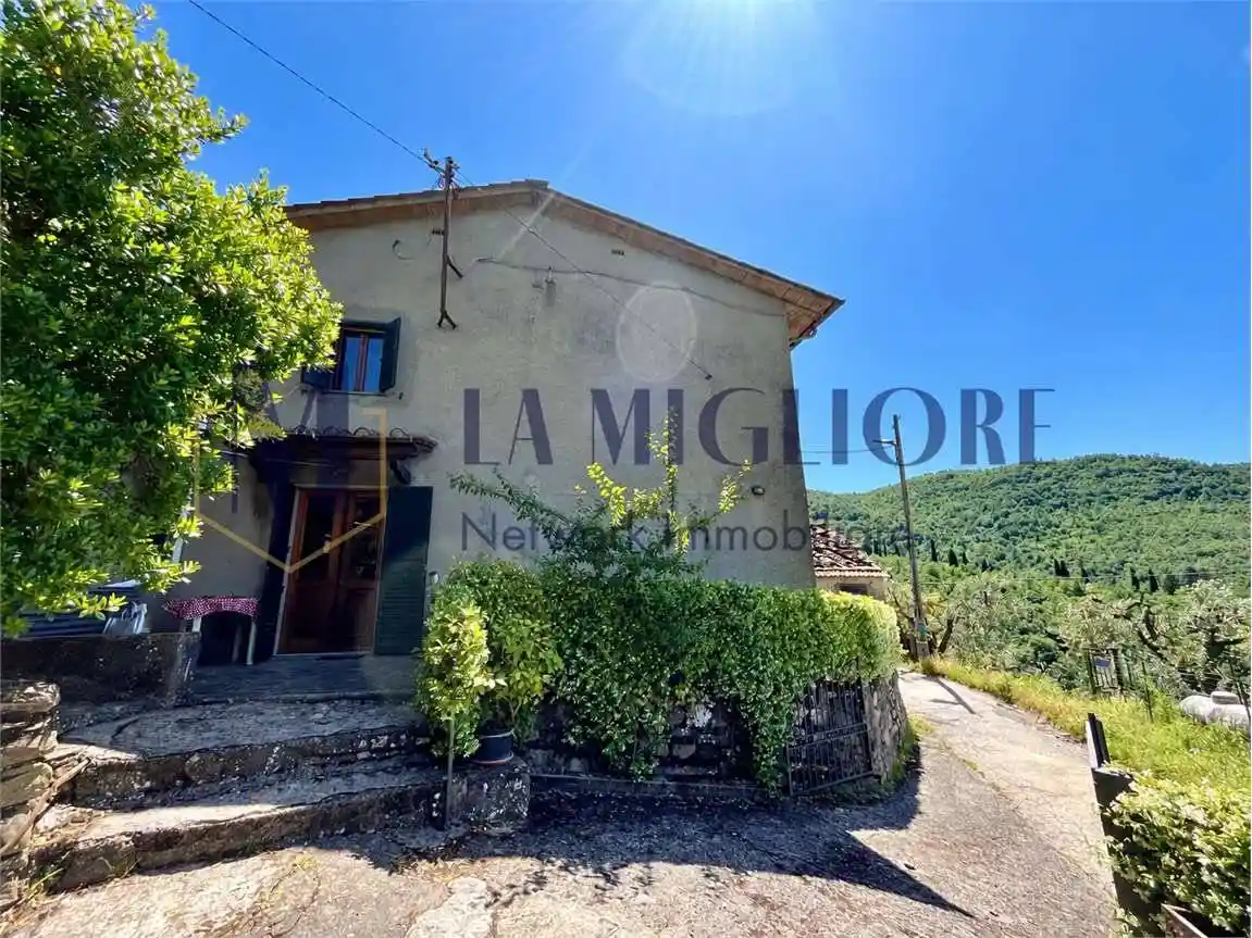 Casa indipendente in vendita a Montale