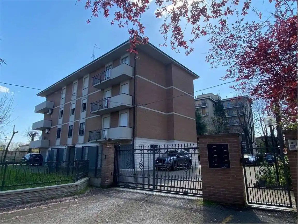 Appartamento in vendita a Modena