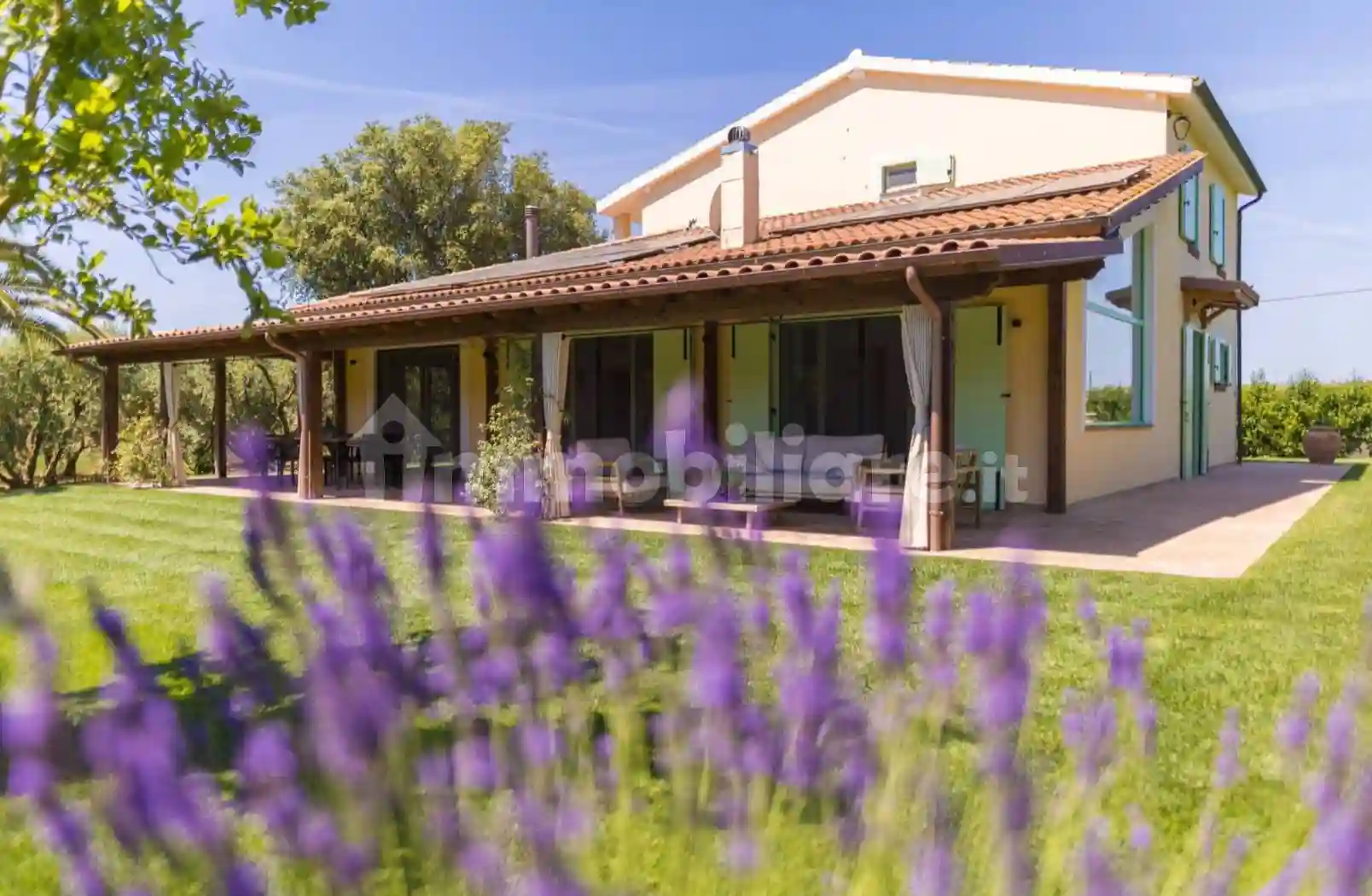 Villa - foto 2