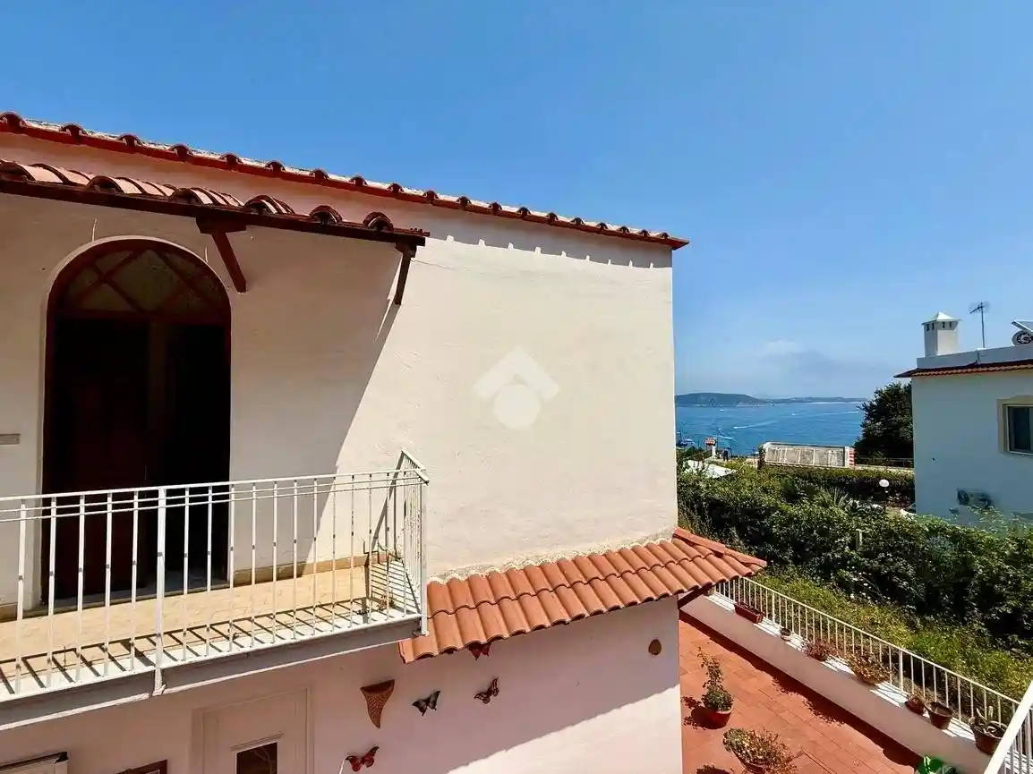 Appartamento in vendita a Ischia