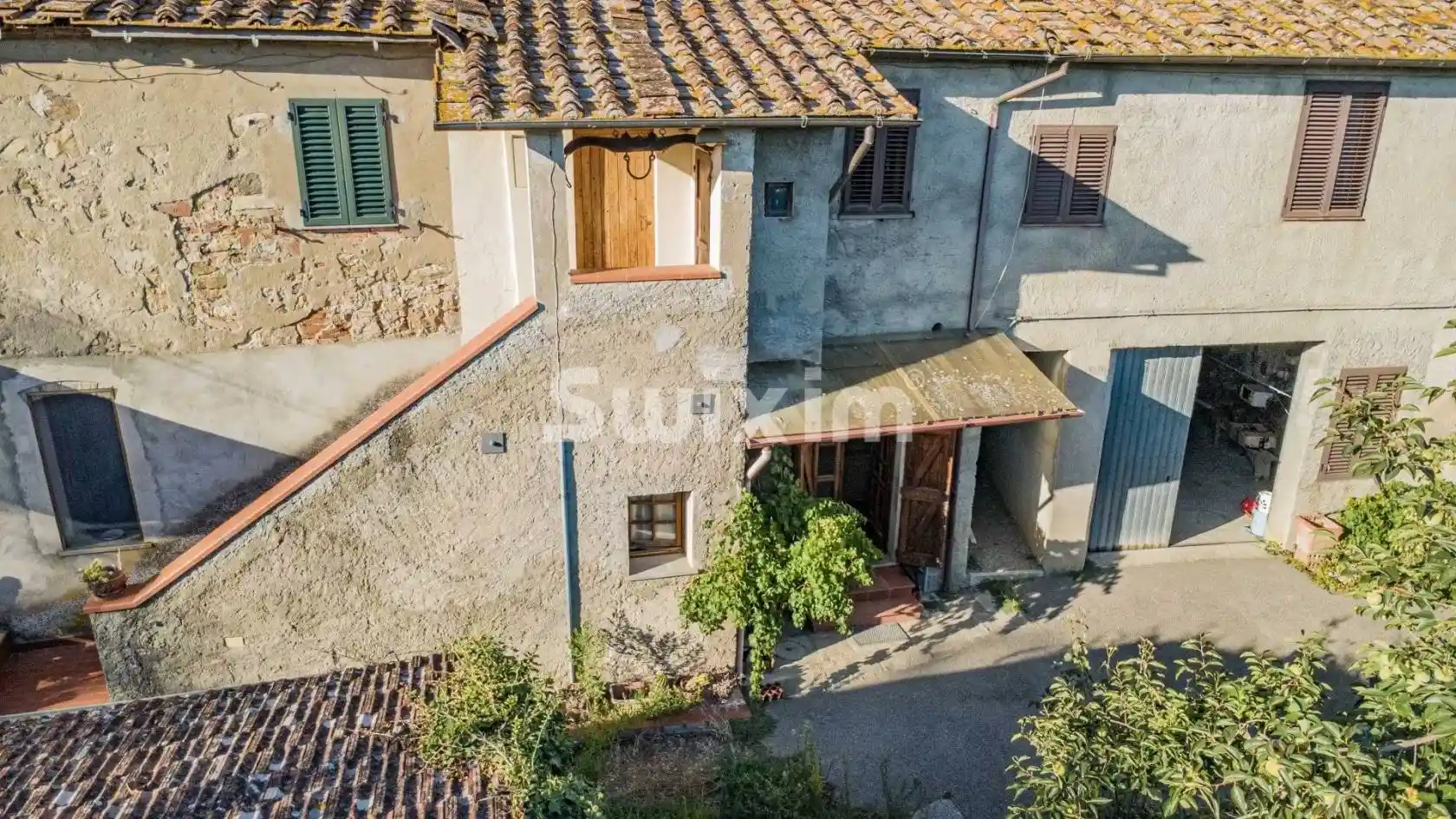 Casa indipendente in vendita a Bucine