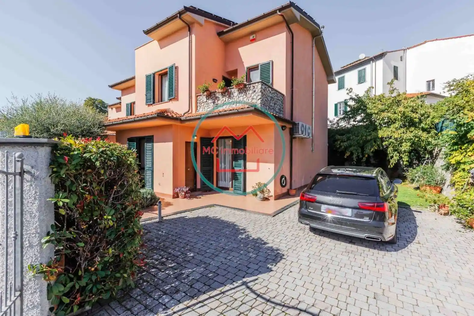 Villa in vendita a Pescia