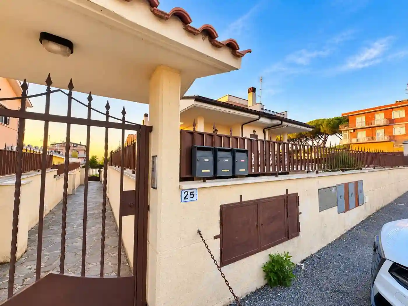 Villa - foto 2
