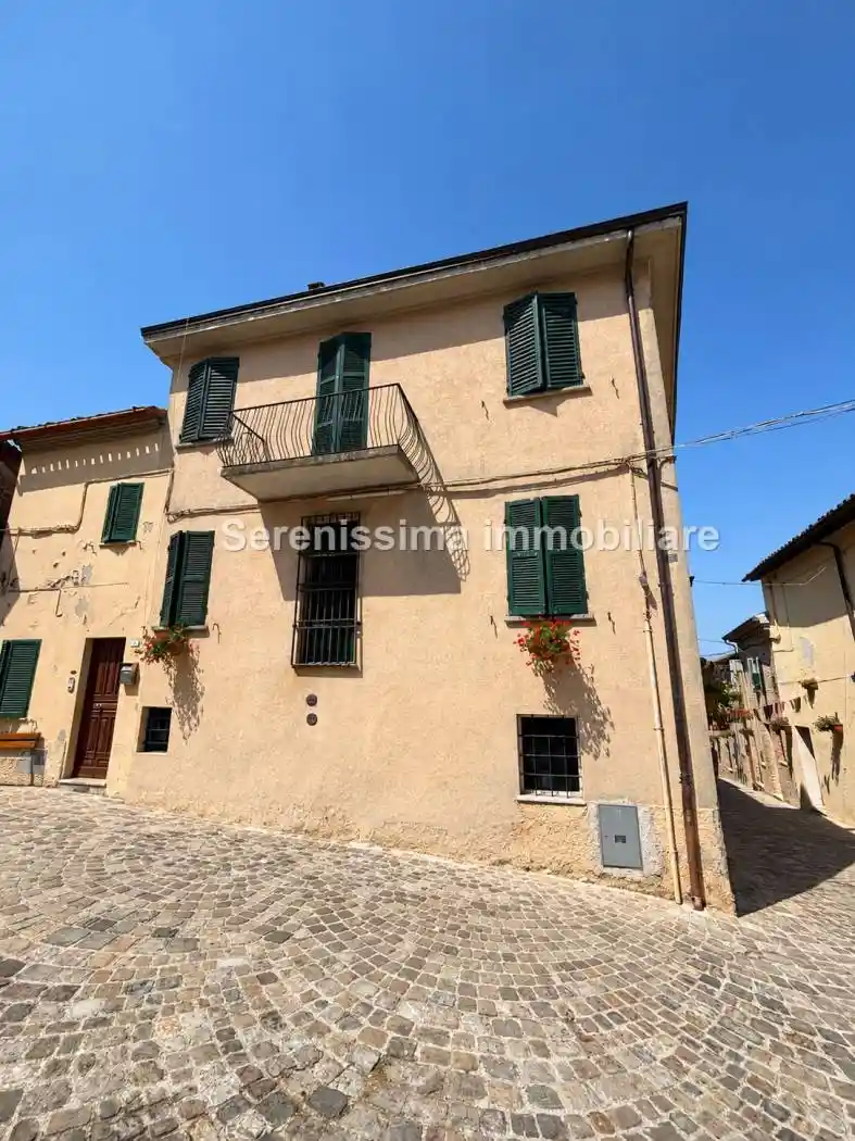 Appartamento in vendita a Vallefoglia