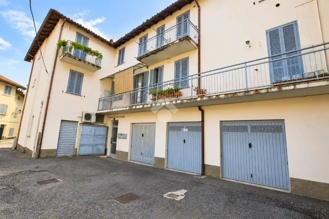 Appartamento in vendita a La Valletta Brianza