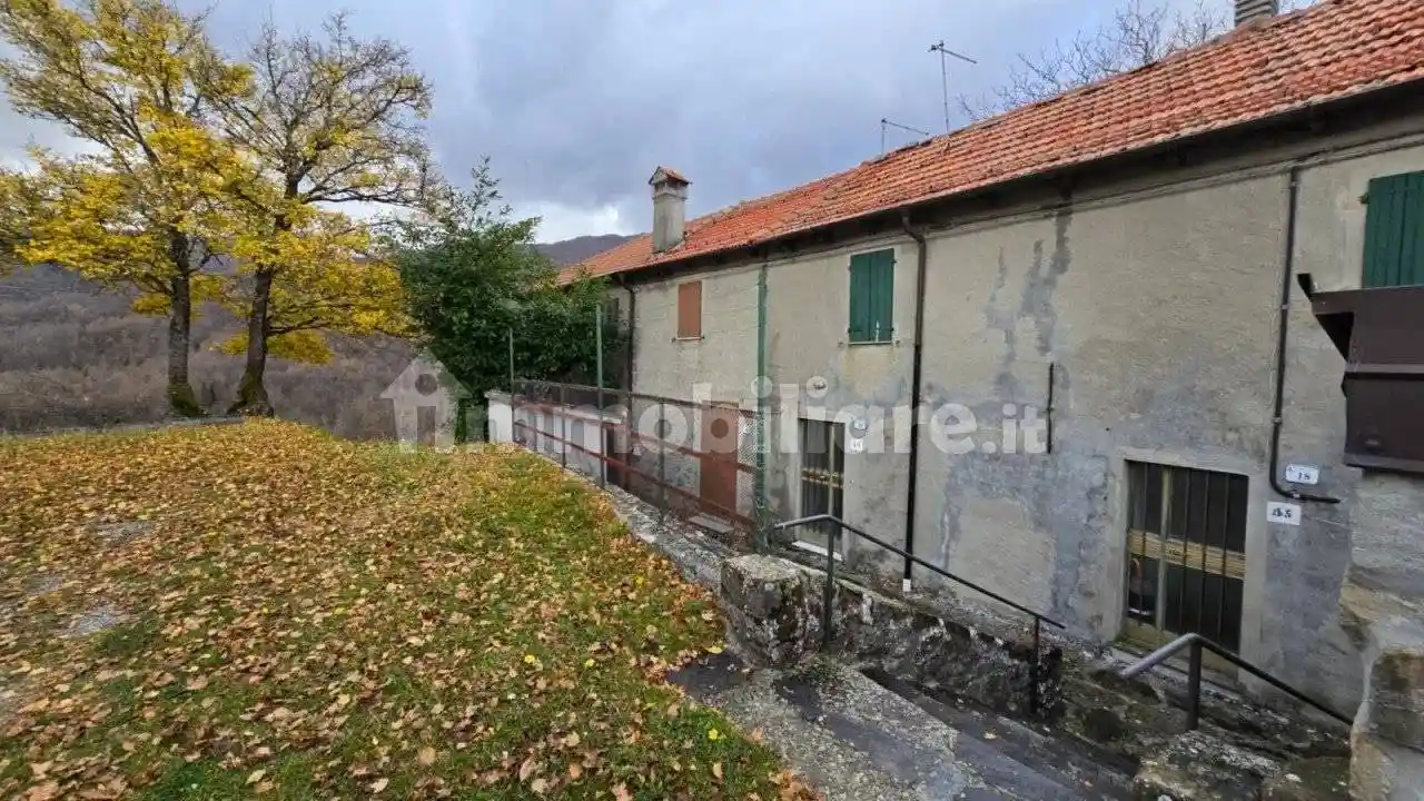 Casa indipendente in vendita a Corniglio