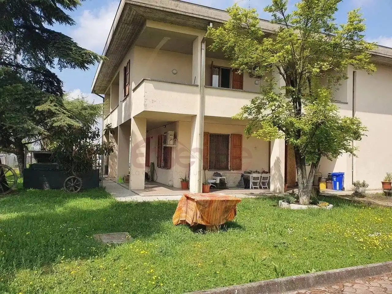 Villa in vendita a Fontevivo