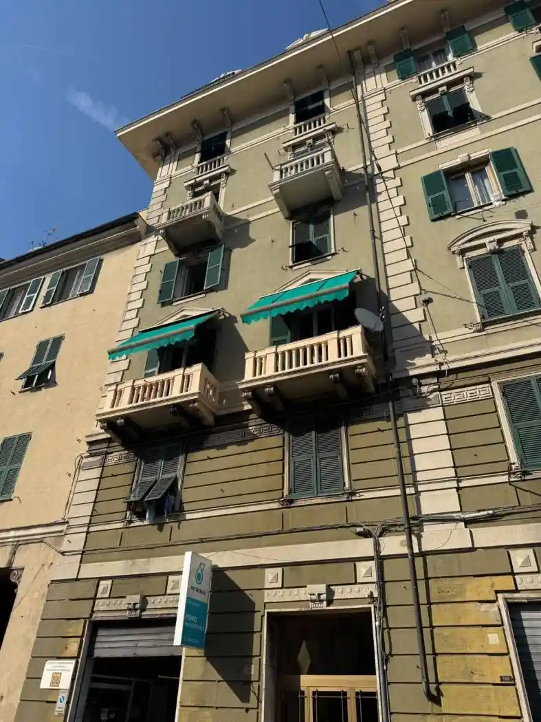 Appartamento in vendita a Genova
