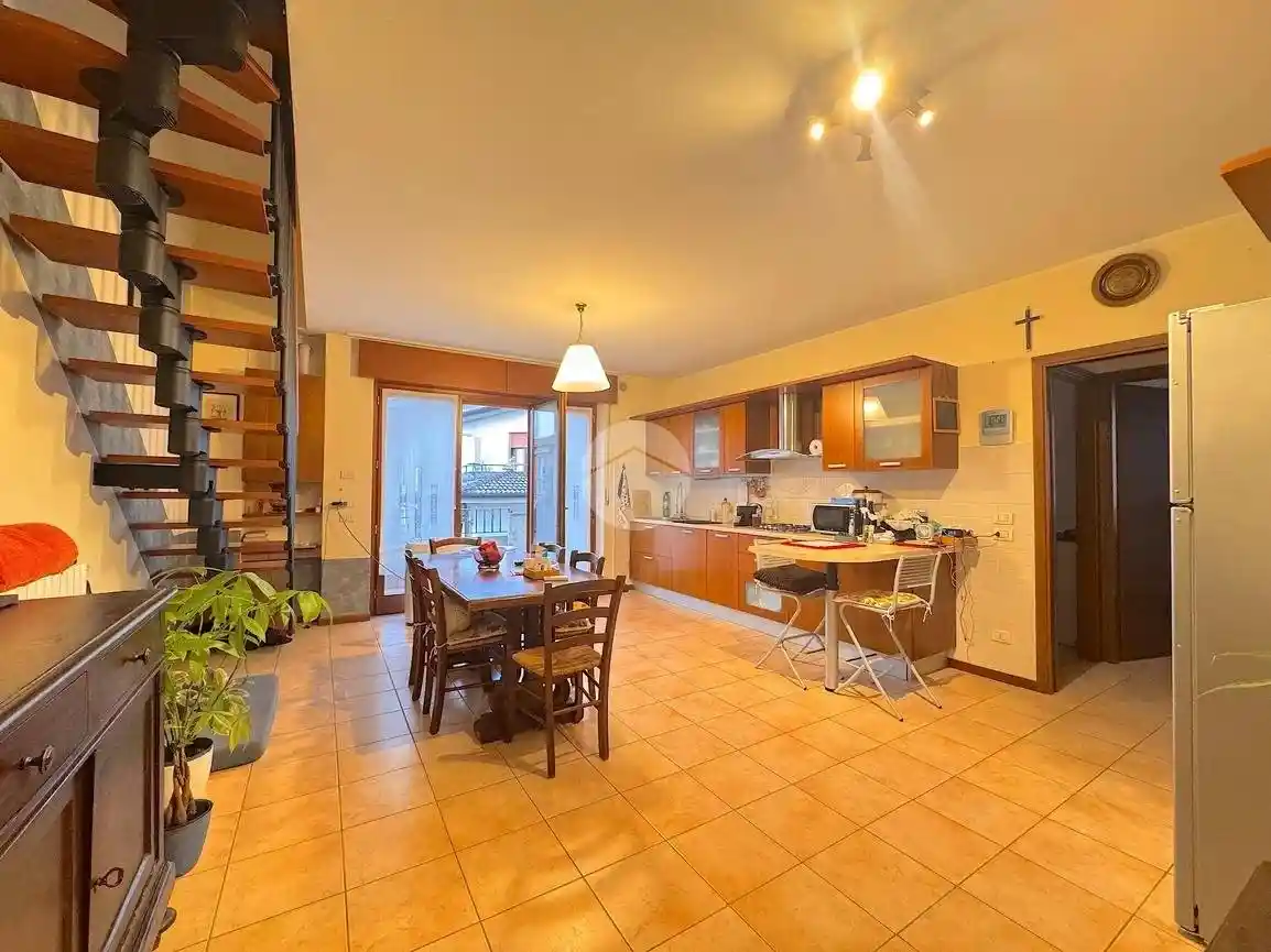 Appartamento in vendita a Castel d'Azzano