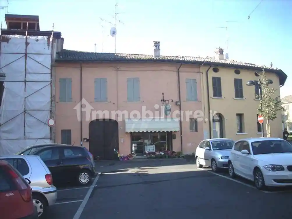 Appartamento in vendita a Montecchio Emilia